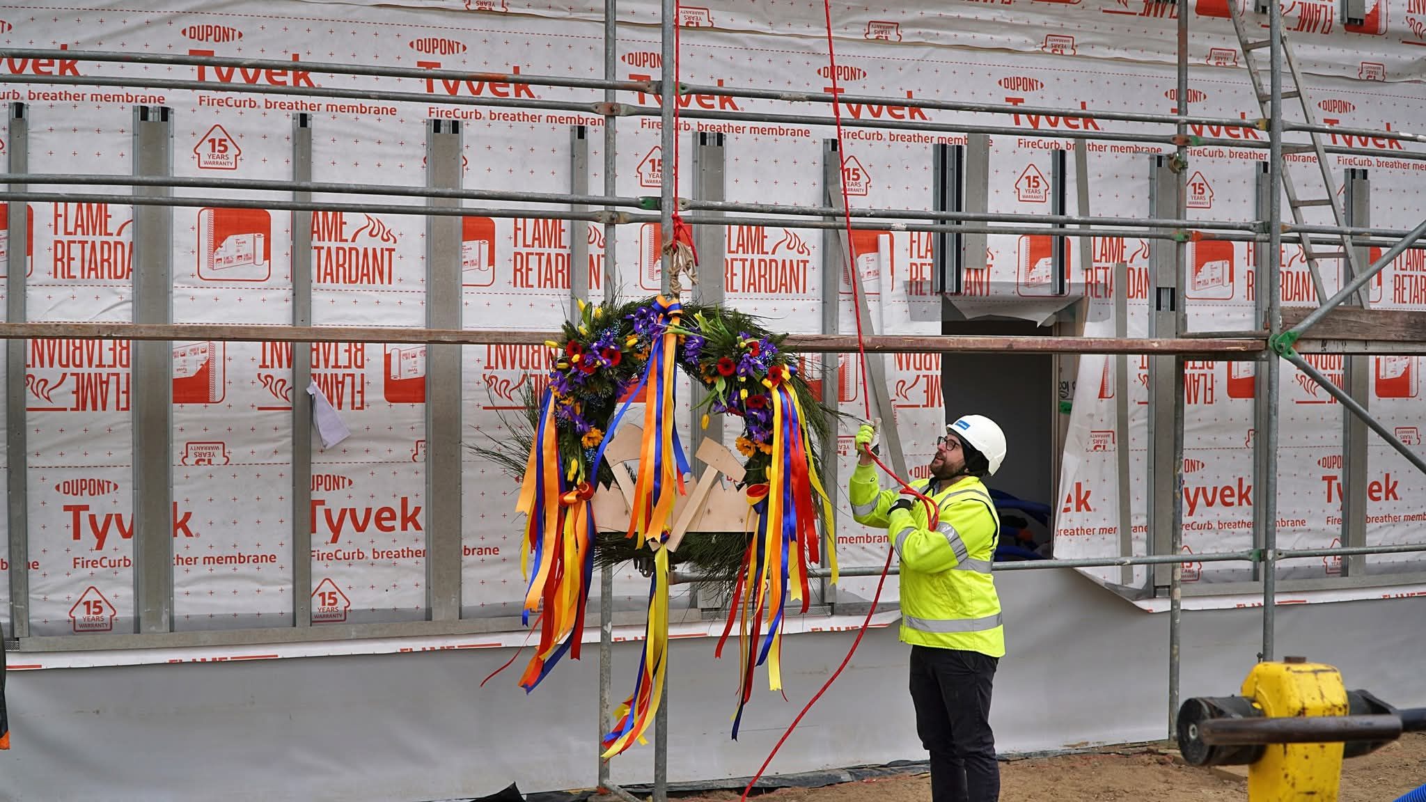 Wiecha na budynku SIM KZN Zachodniopomorskie w Barwicach