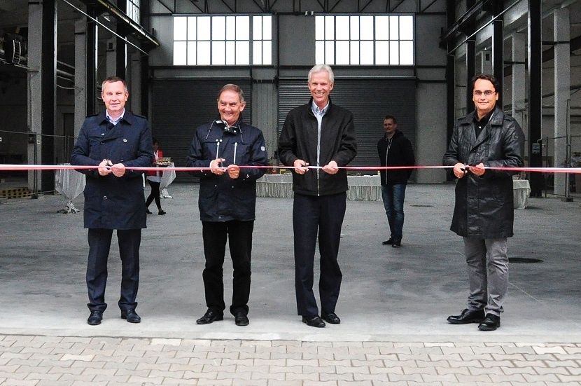 Otwarcie nowej hali Unihouse